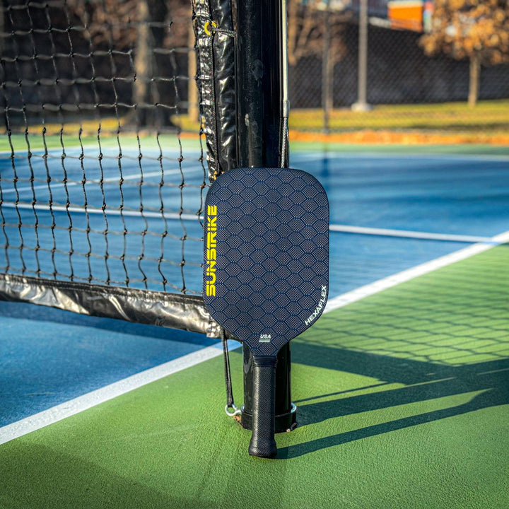 14mm Edgeless pickleball paddle with HexaFlex™ honeycomb carbon fiber surface